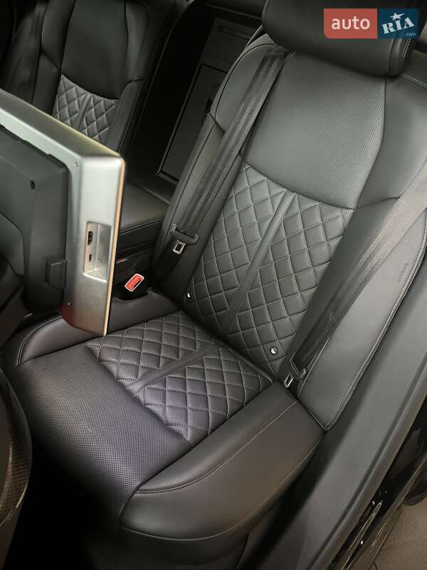 Седан Audi S8 2022 в Днепре фото 32 Седан Audi S8 2022 в Днепре