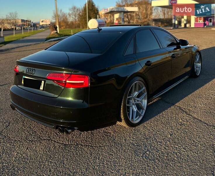 Седан Audi S8 2014 в Виноградове фото 17 Седан Audi S8 2014 в Виноградове