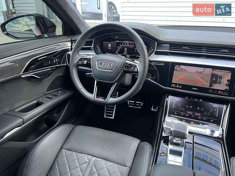 Седан Audi S8 2022 в Киеве