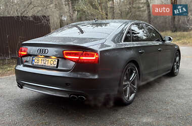 Седан Audi S8 2012 в Киеве