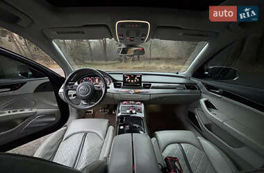 Седан Audi S8 2012 в Киеве