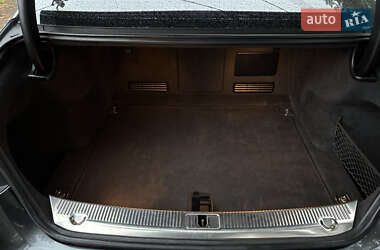 Седан Audi S8 2012 в Киеве