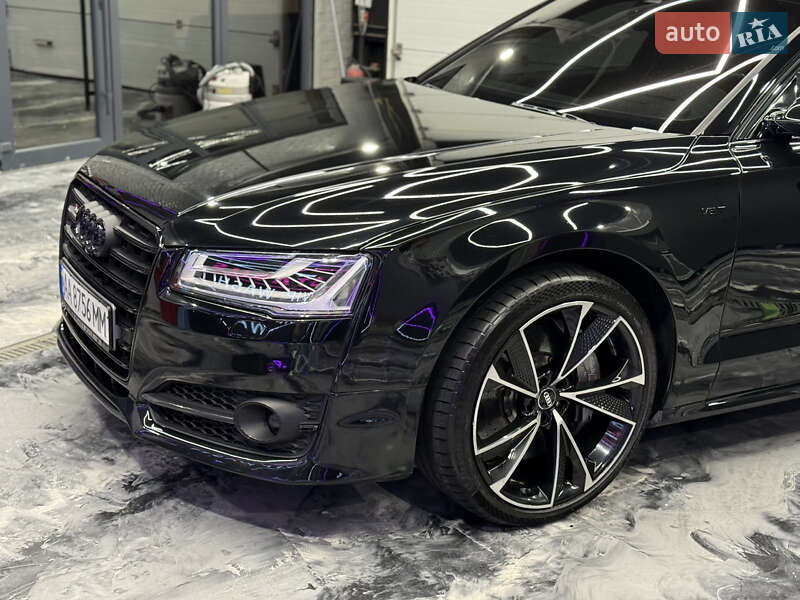 Седан Audi S8 2016 в Києві