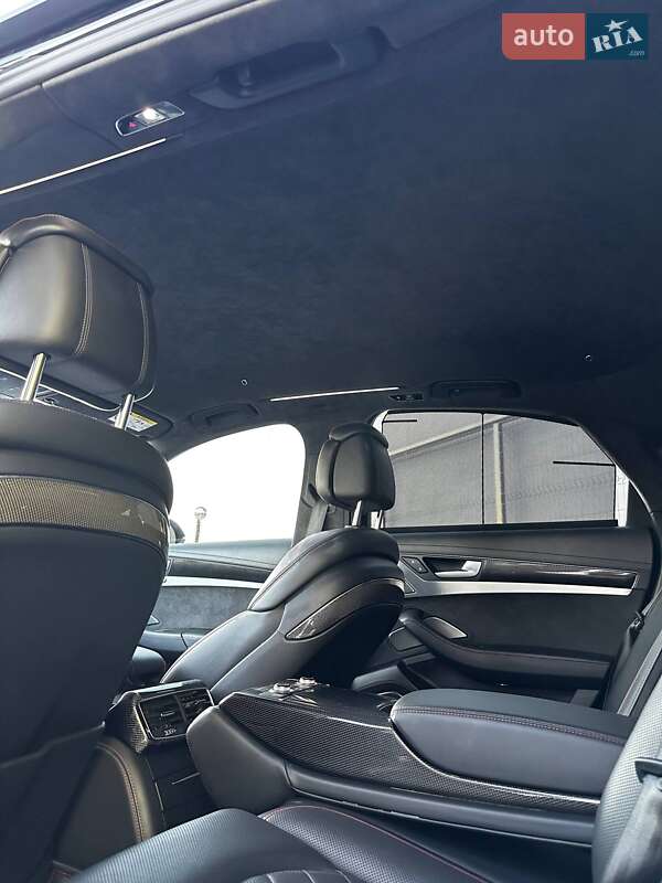 Седан Audi S8 2016 в Києві фото 22 Седан Audi S8 2016 в Києві