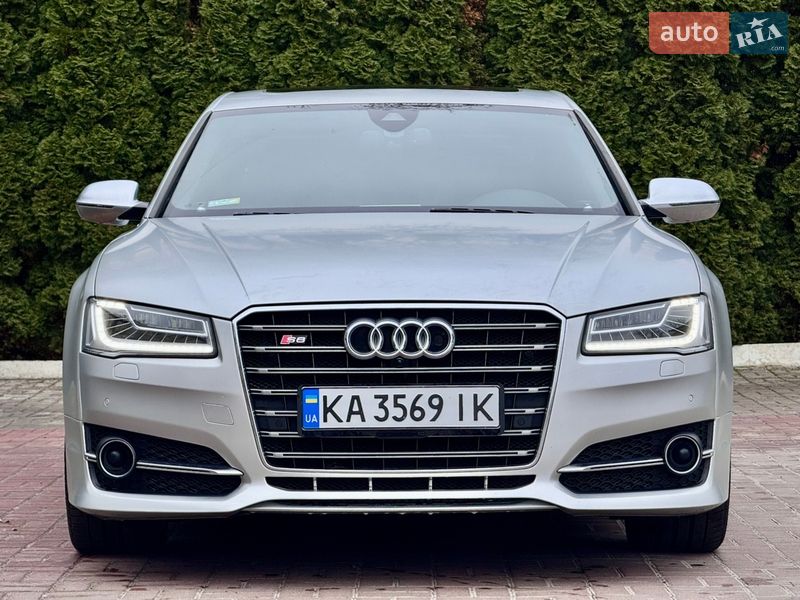 Audi S8 2014