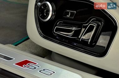 Седан Audi S8 2016 в Николаеве