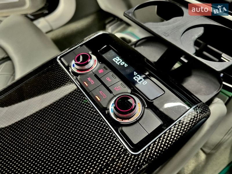 Седан Audi S8 2016 в Николаеве