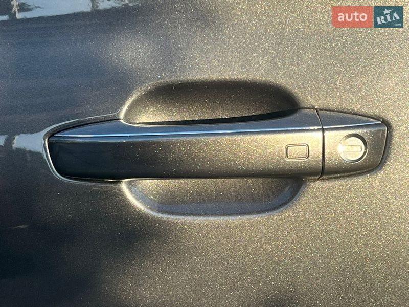 Седан Audi S8 2012 в Киеве фото 14 Седан Audi S8 2012 в Киеве