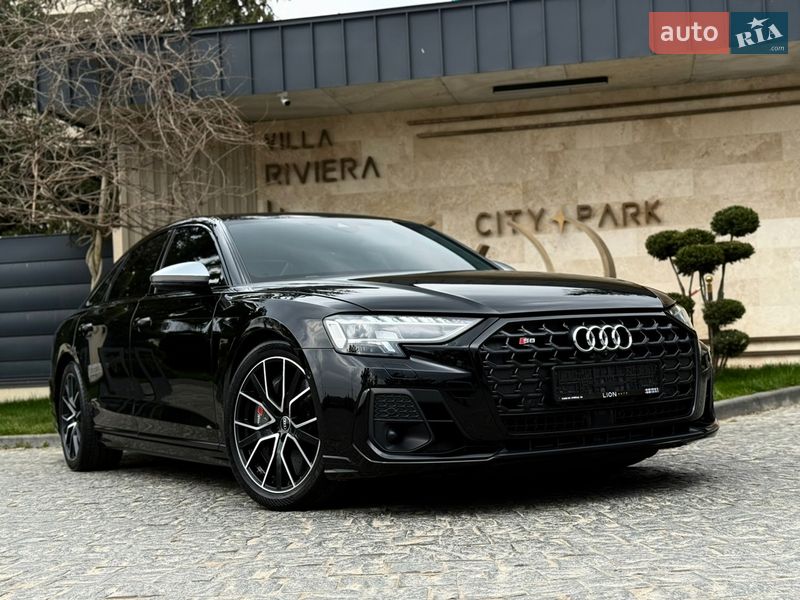 Audi S8 2022