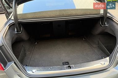 Седан Audi S8 2012 в Киеве