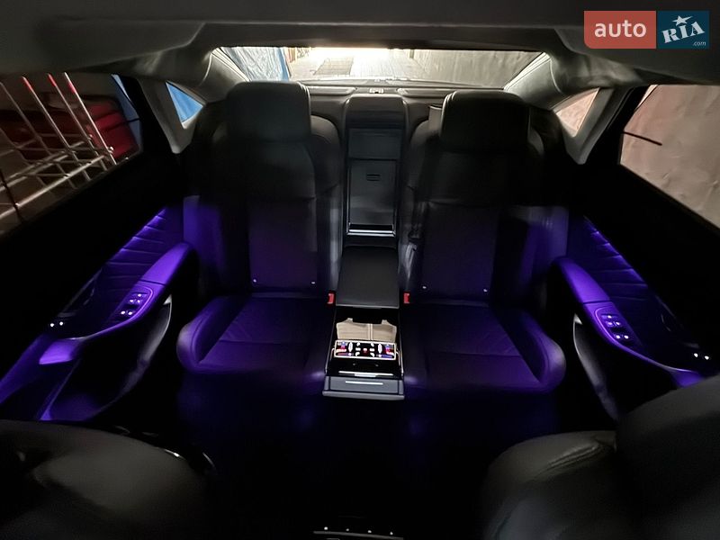 Седан Audi S8 2023 в Черновцах фото 29 Седан Audi S8 2023 в Черновцах