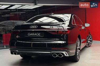 Седан Audi S8 2023 в Києві