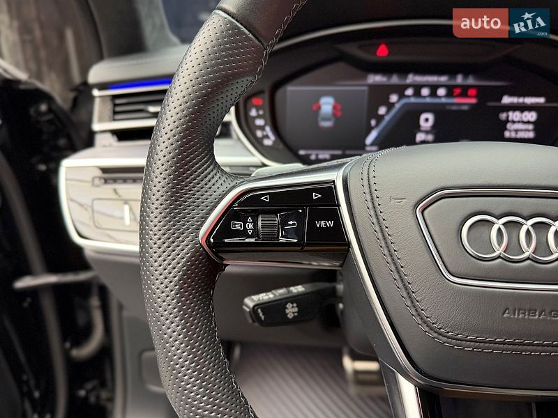 Седан Audi S8 2023 в Києві