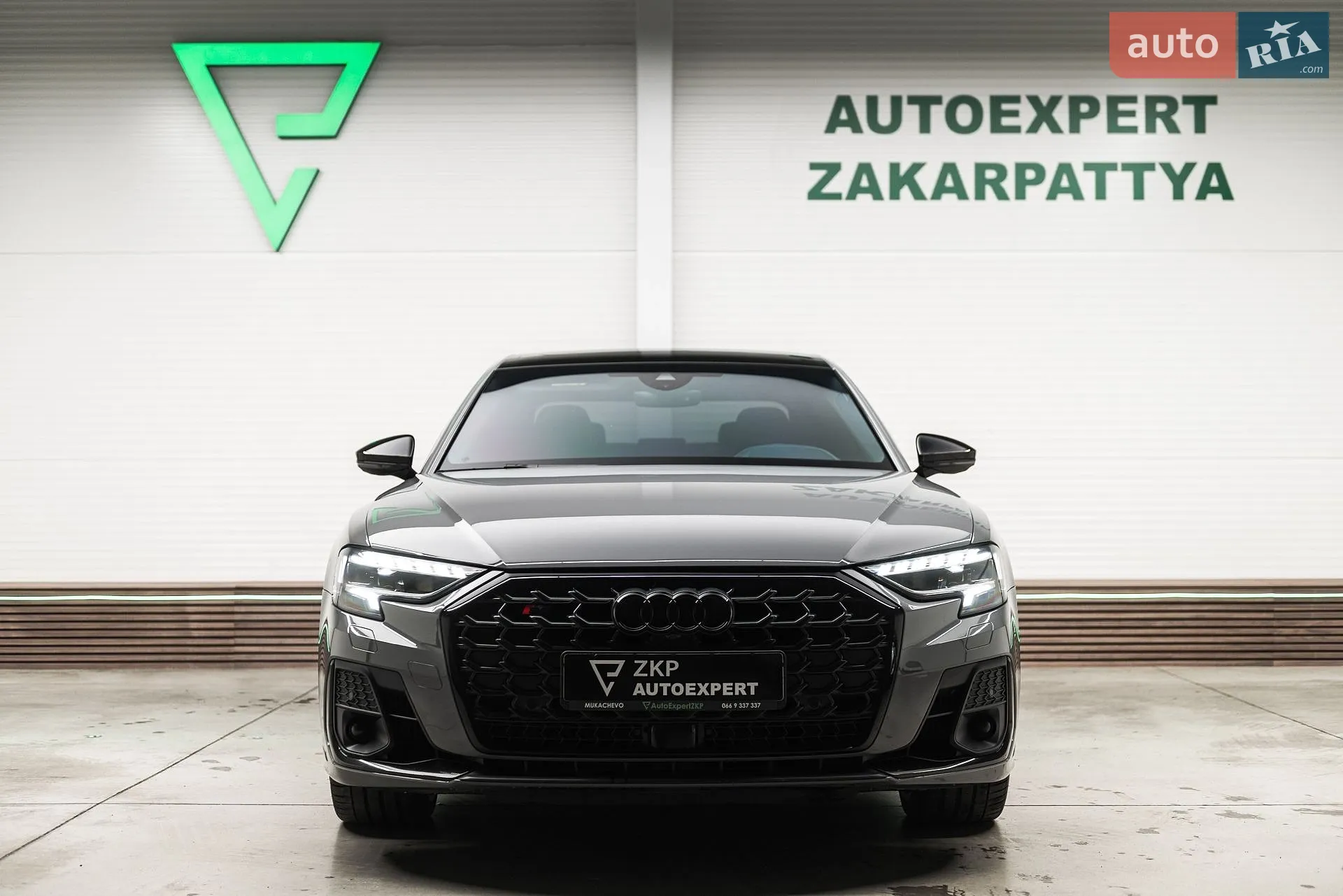 2023 Audi S8 - мініатюра 5