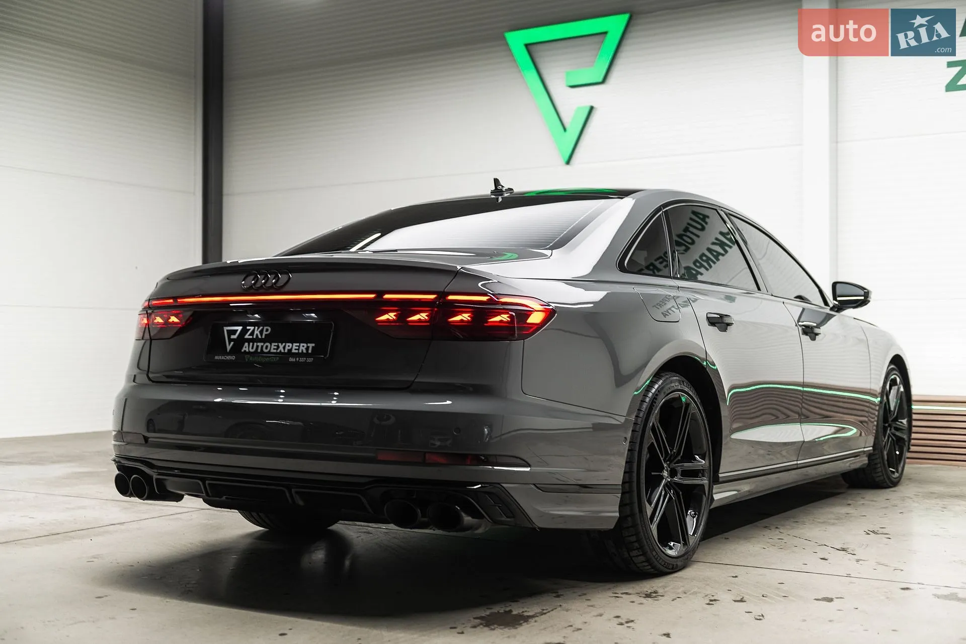 2023 Audi S8 - мініатюра 12