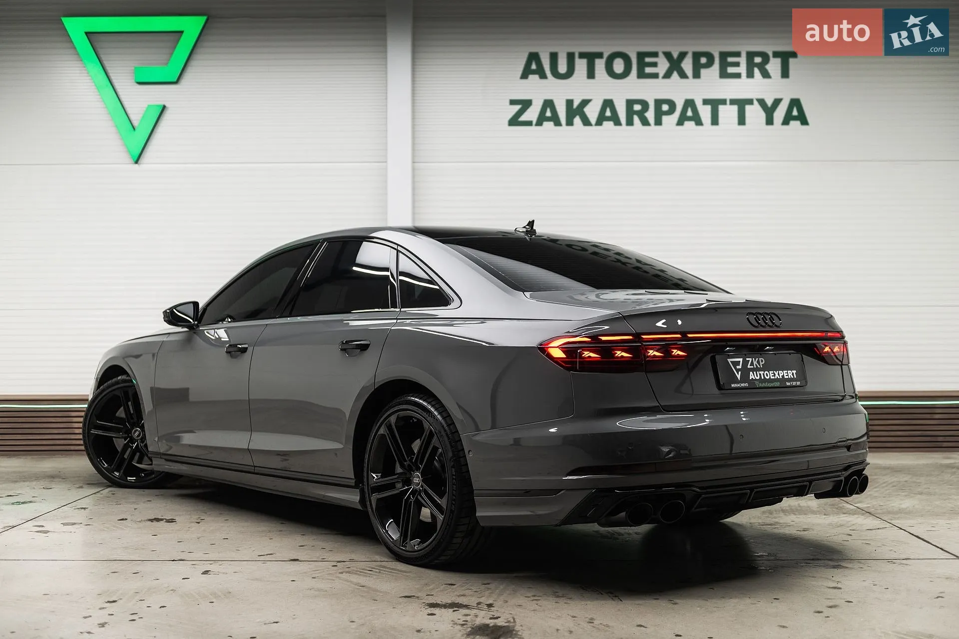 2023 Audi S8 - мініатюра 20