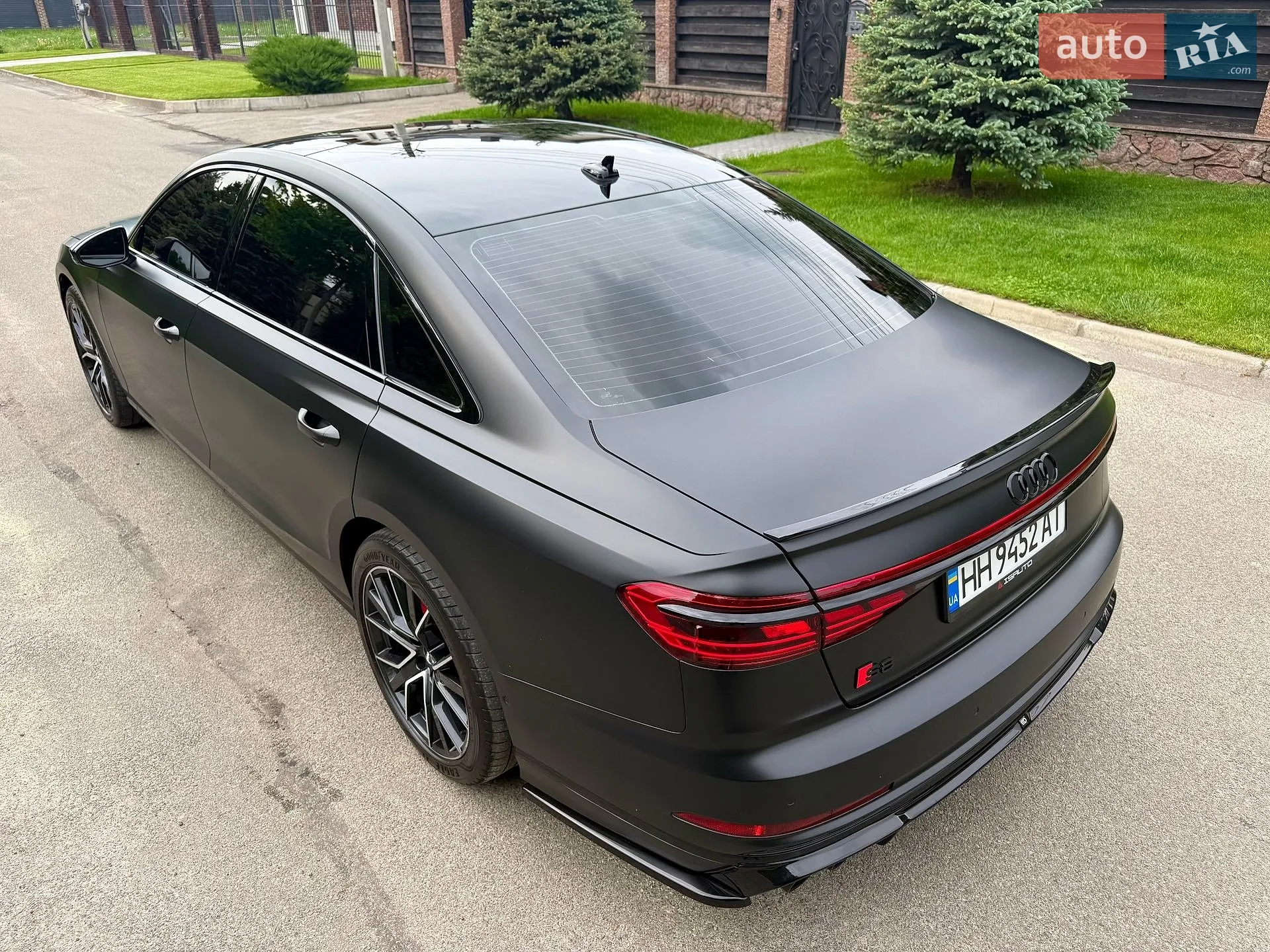 2020 Audi S8 - мініатюра 30