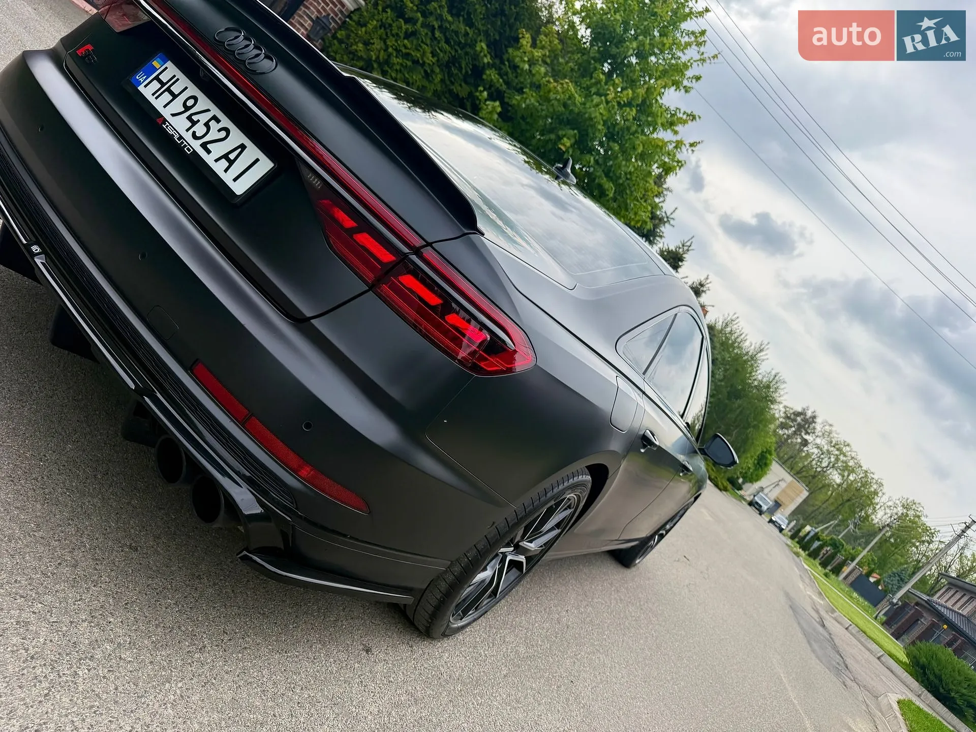 2020 Audi S8 - мініатюра 33