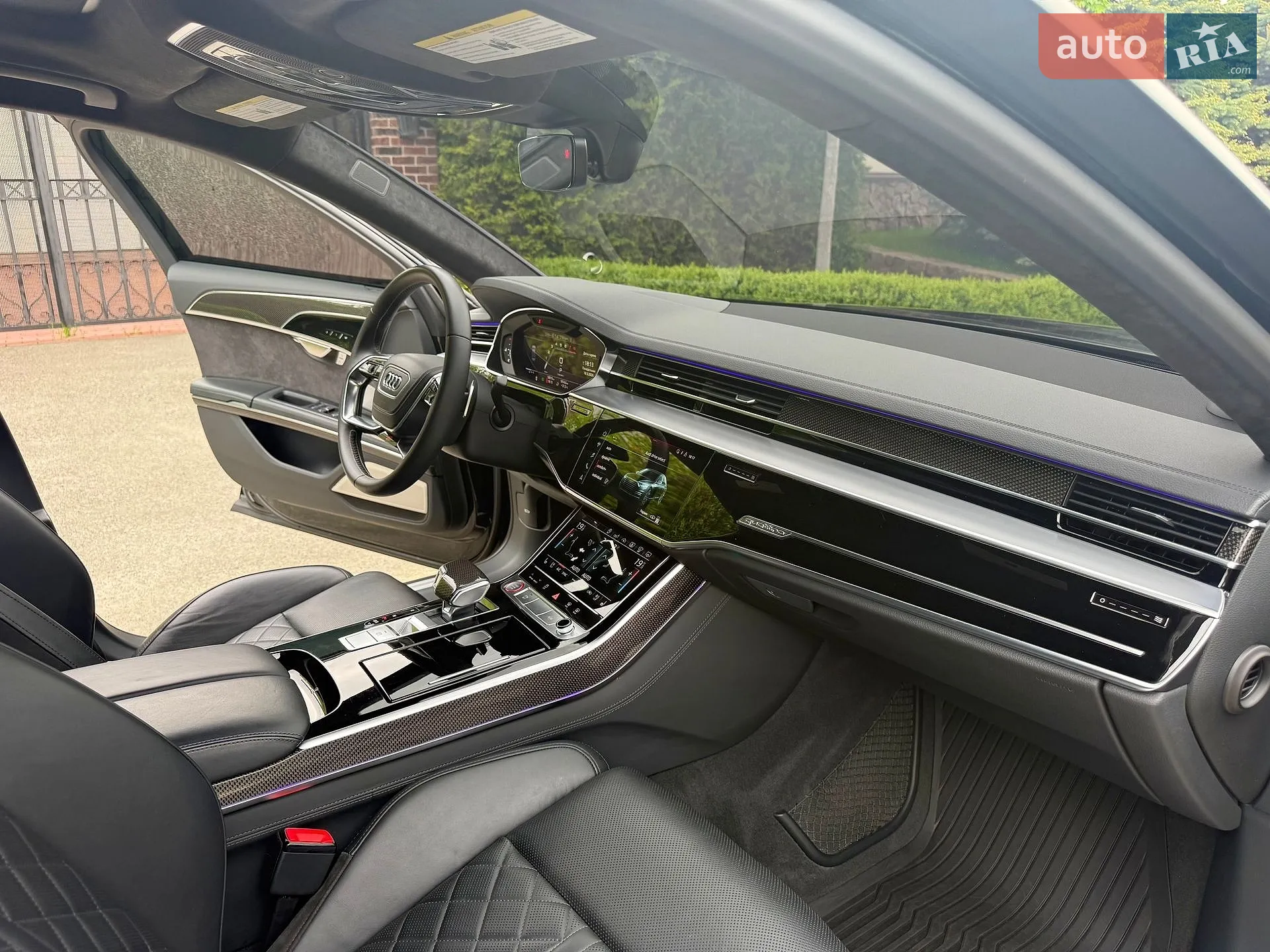 2020 Audi S8 - мініатюра 79
