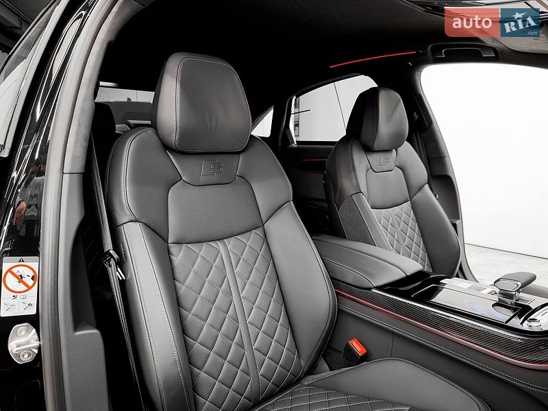 Седан Audi S8 2026 в Киеве фото 68 Седан Audi S8 2026 в Киеве
