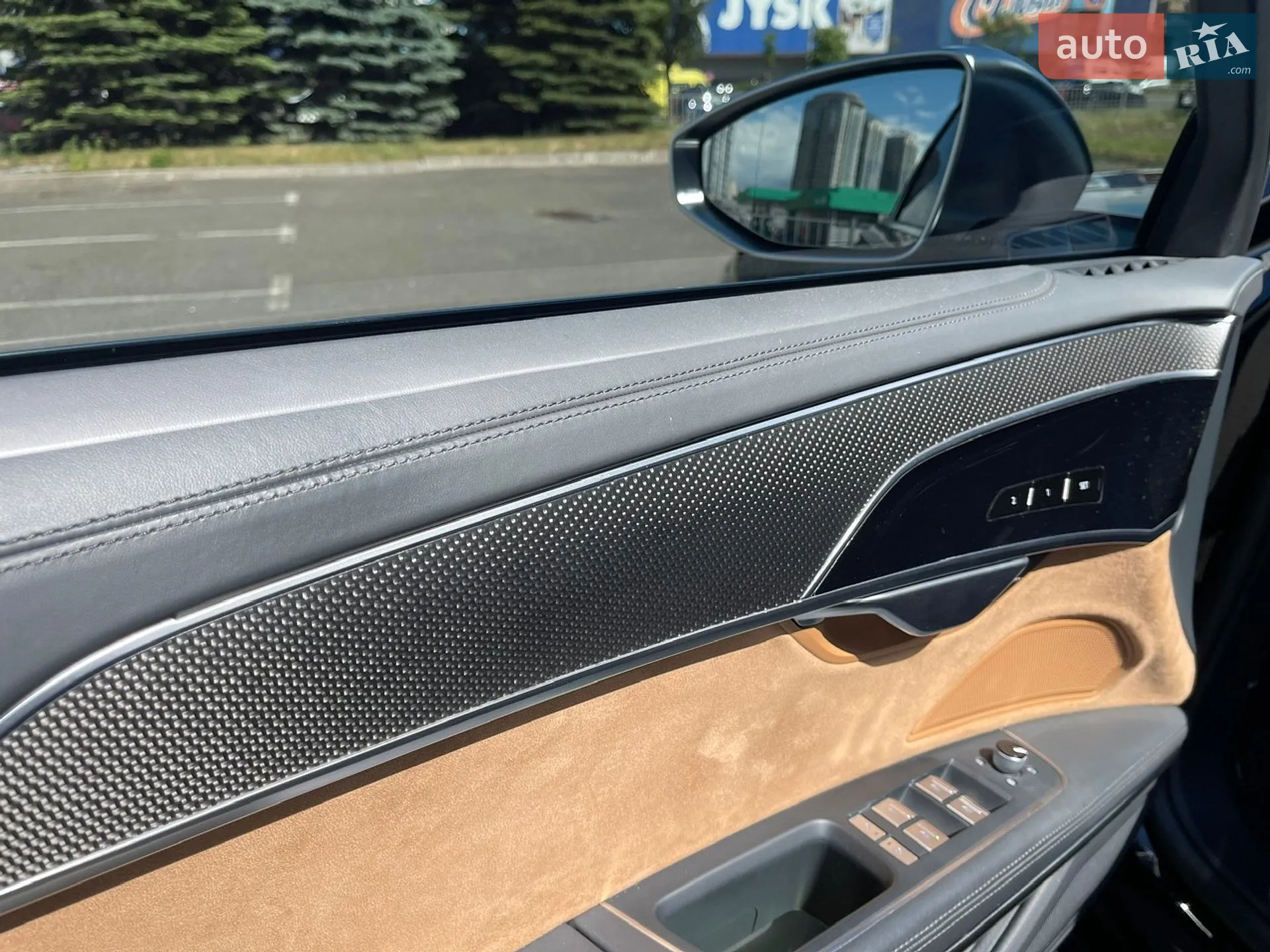 2021 Audi S8 - мініатюра 23