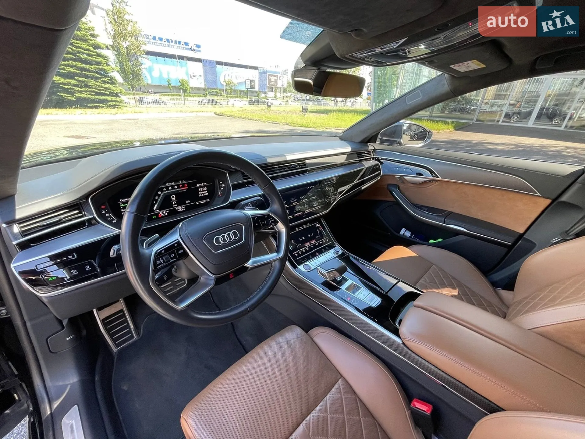 2021 Audi S8 - мініатюра 32