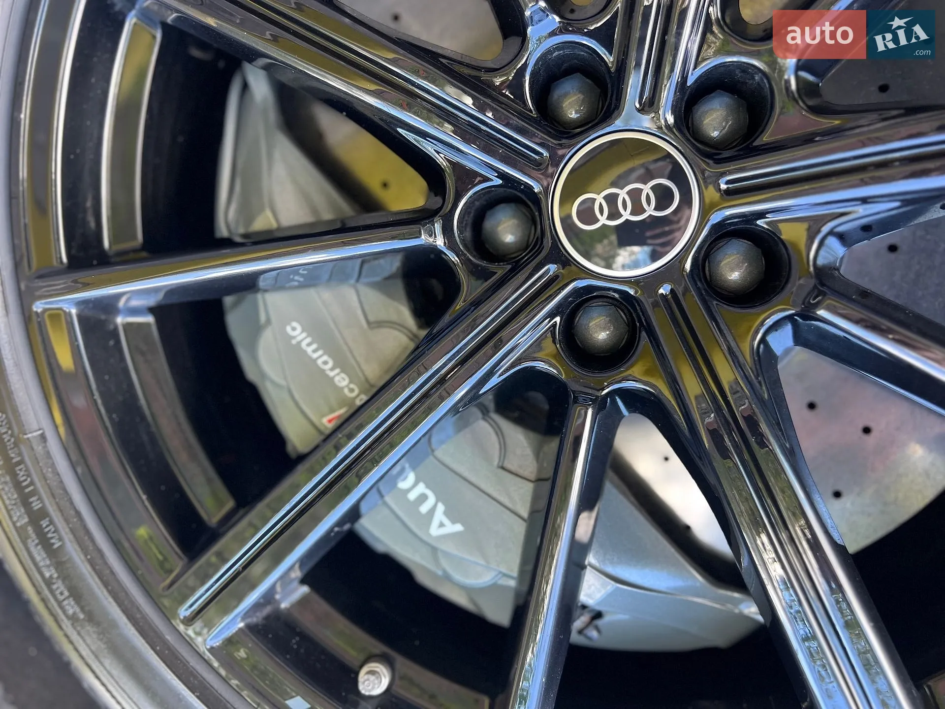 2023 Audi S8 - мініатюра 12