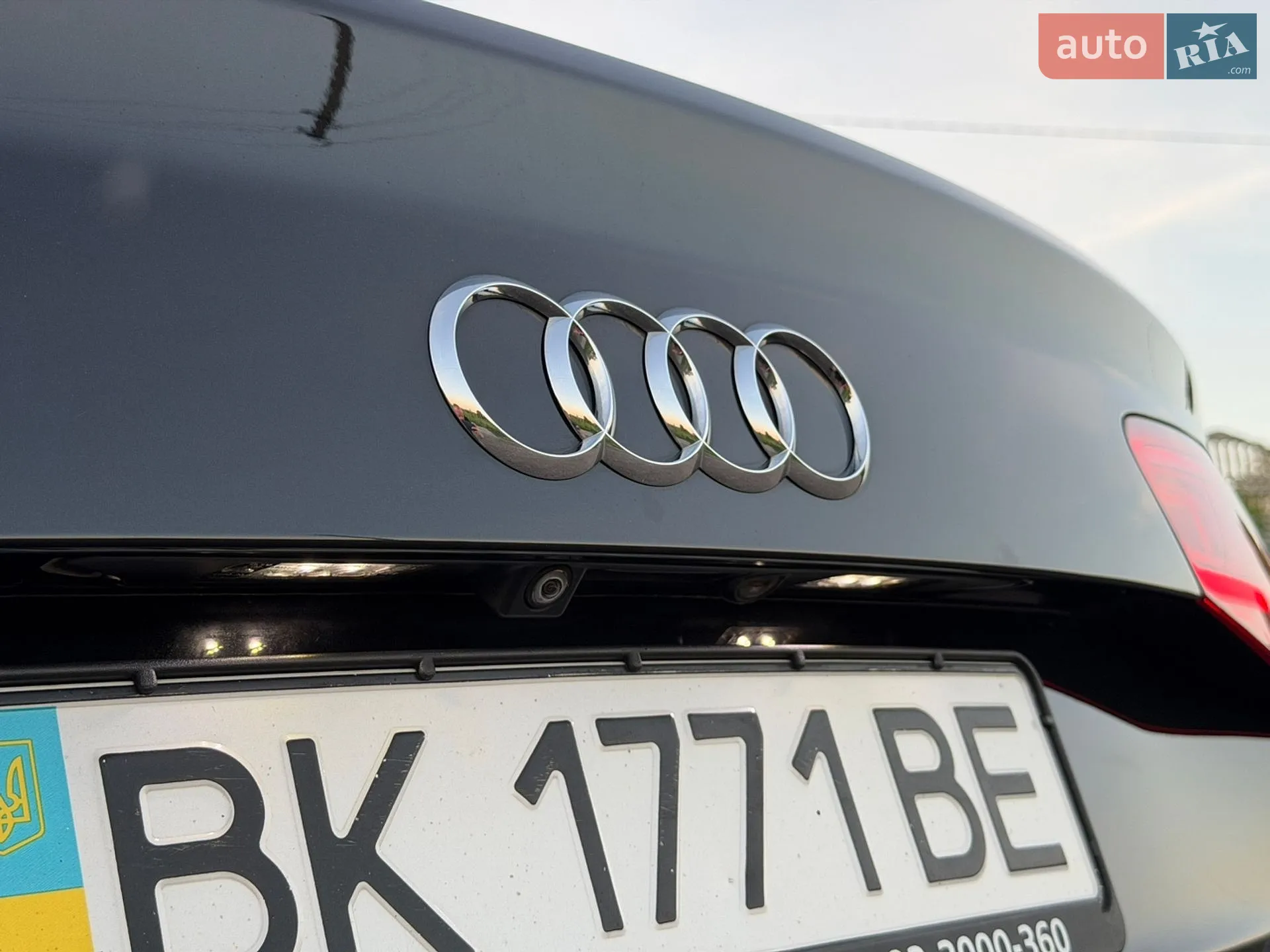 2013 Audi S8 - мініатюра 79