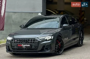 Audi S8 2022