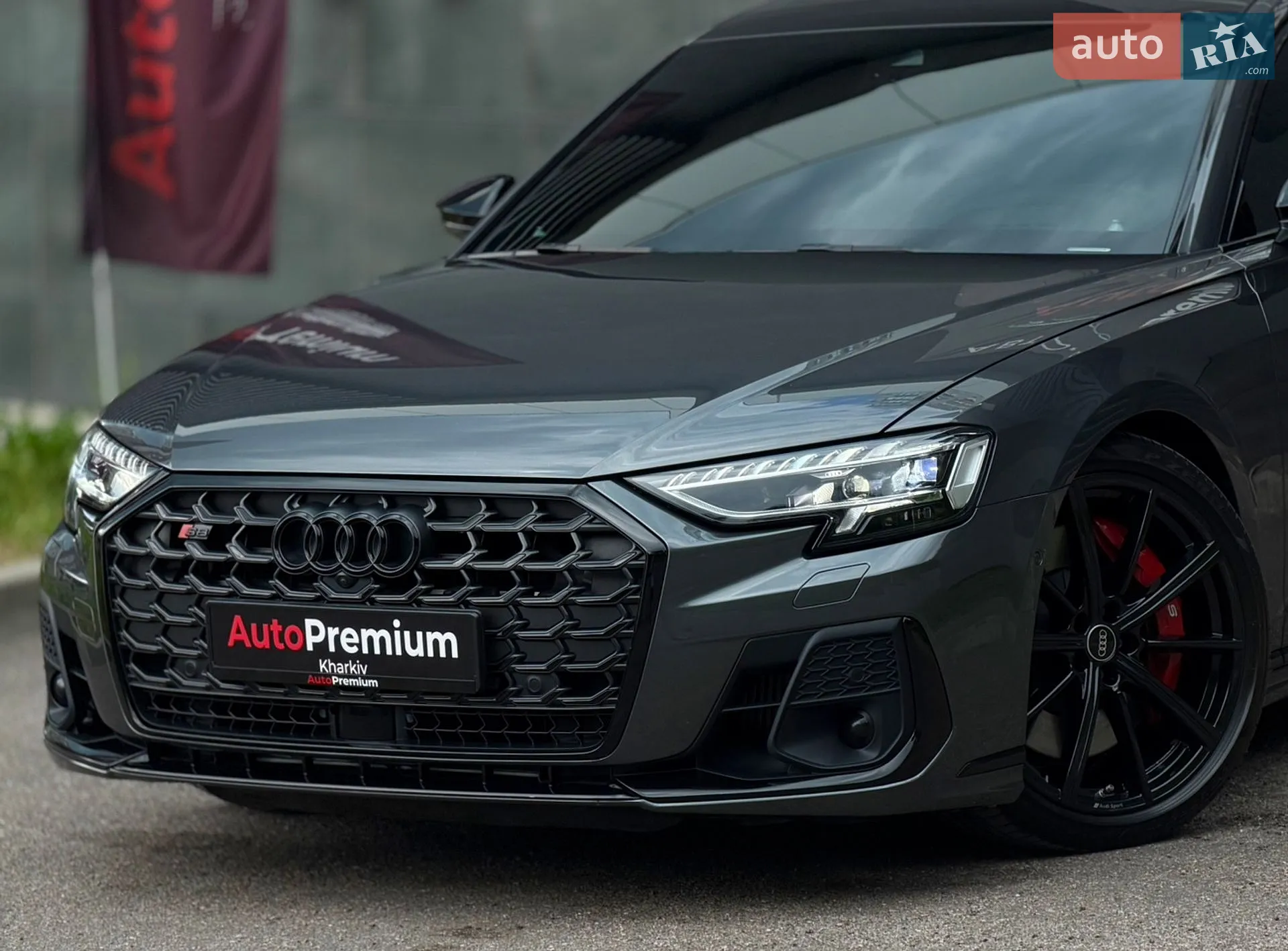 2022 Audi S8 - мініатюра 2