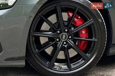 Audi S8 2022