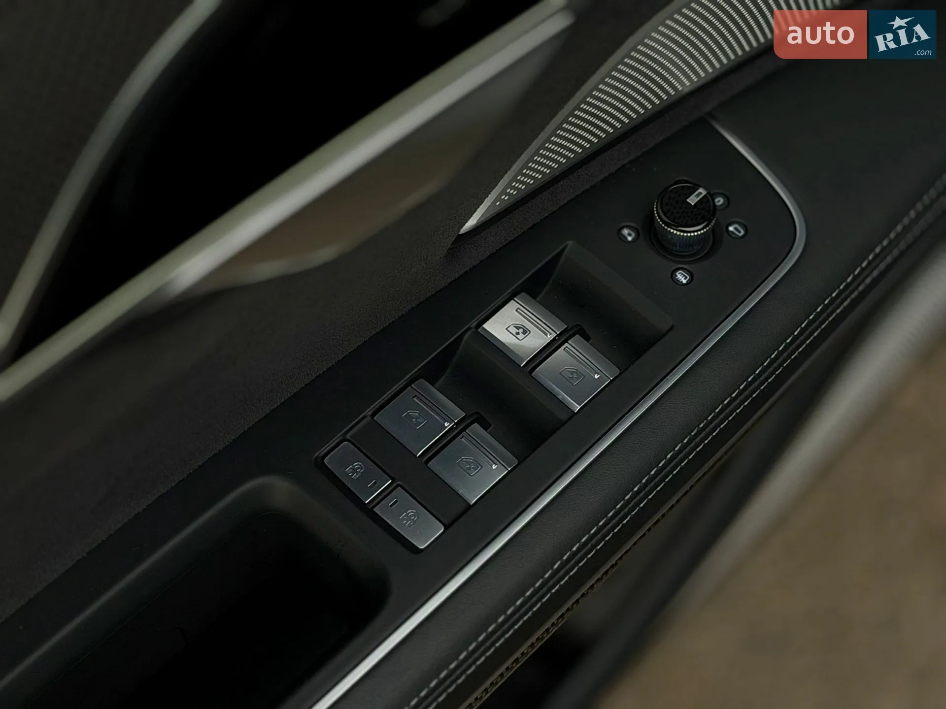 2022 Audi S8 - мініатюра 20