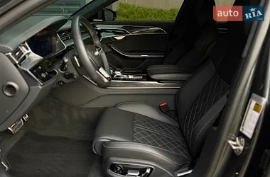 Audi S8 2022