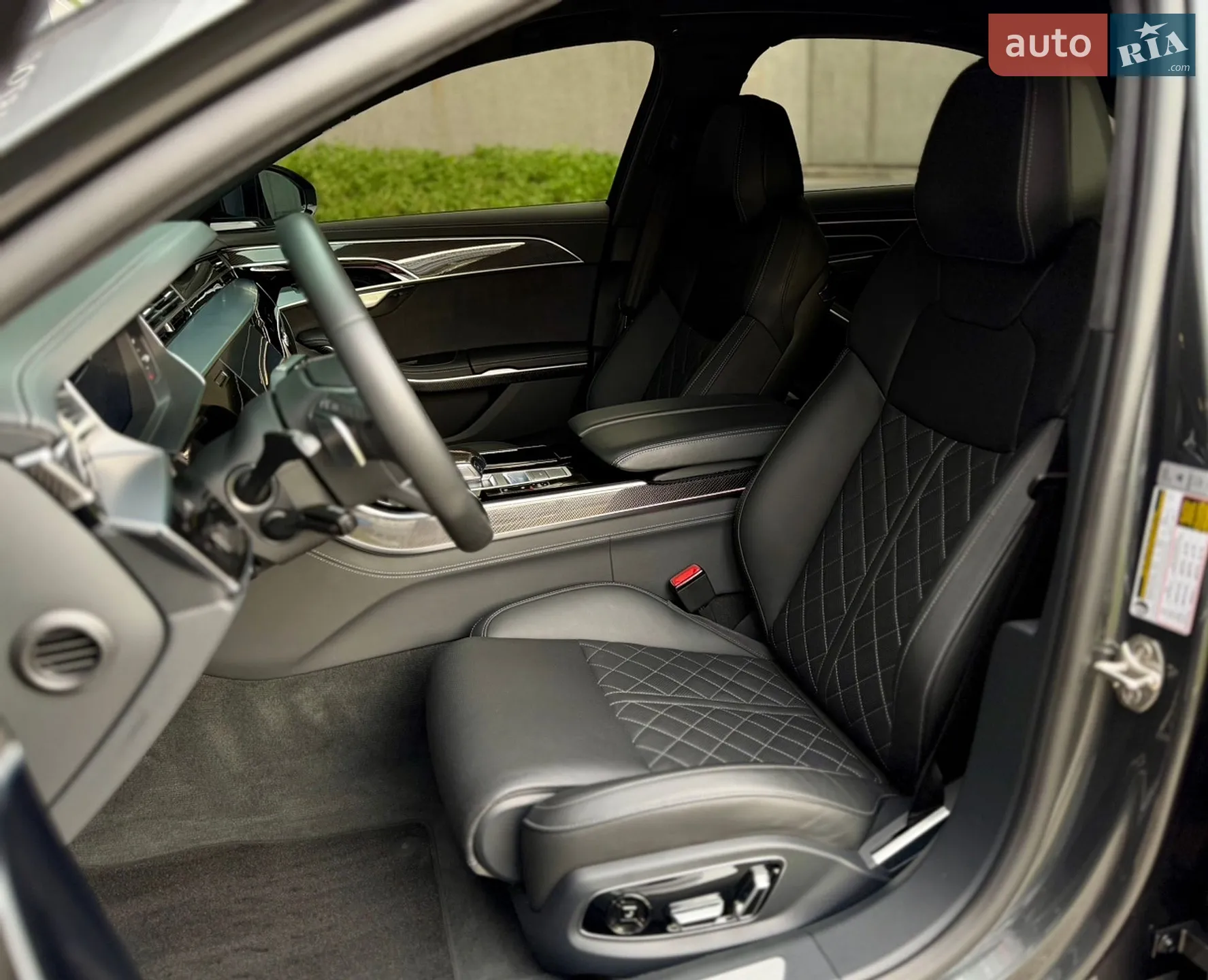 2022 Audi S8 - мініатюра 22