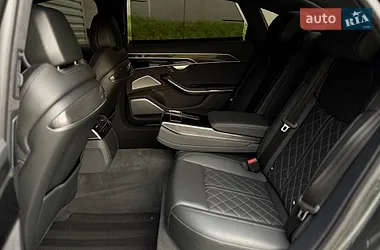 Audi S8 2022