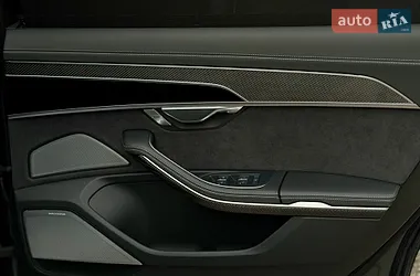 Audi S8 2022