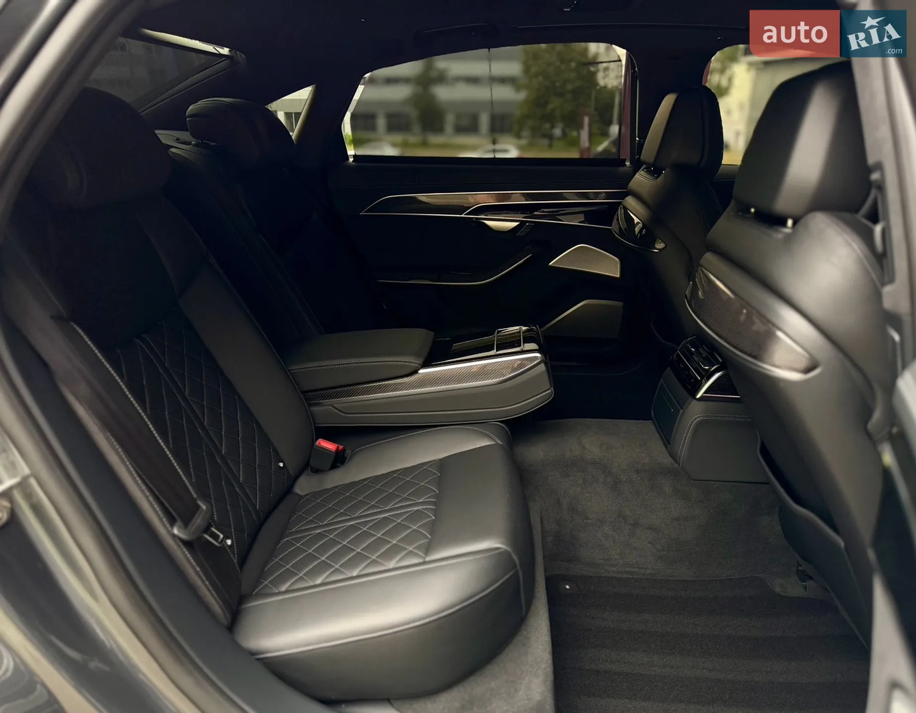2022 Audi S8 - мініатюра 29