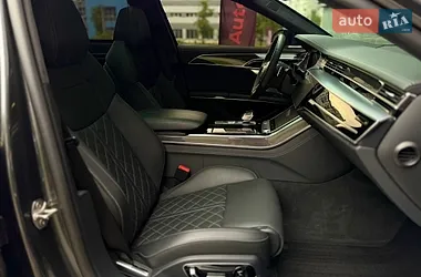 Audi S8 2022