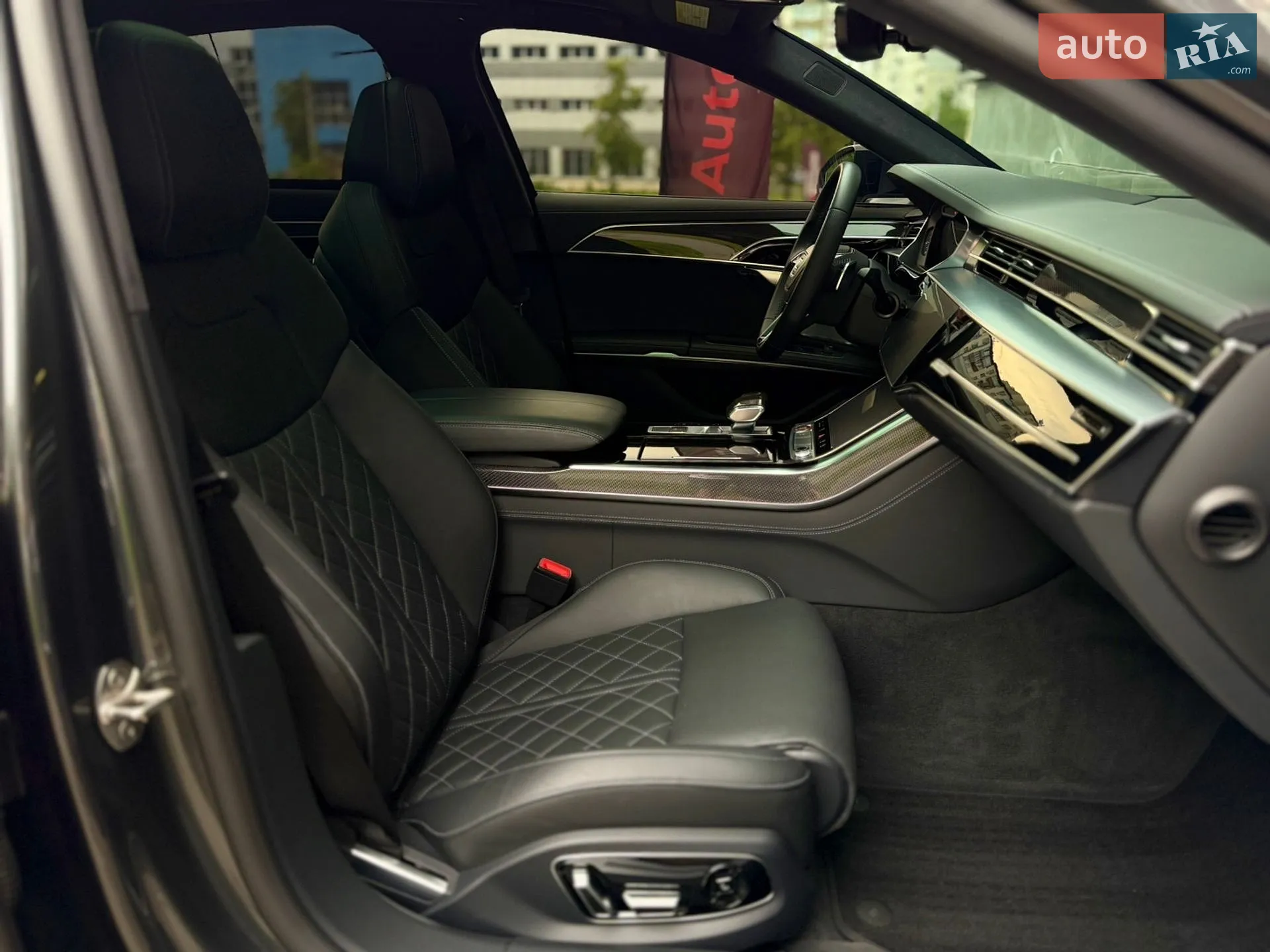 2022 Audi S8 - мініатюра 32