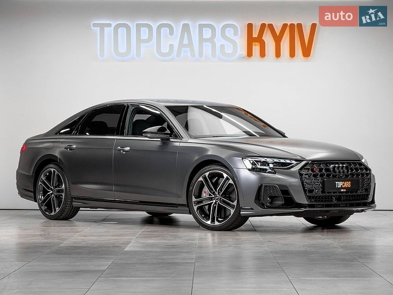 Audi S8, фото з оголошення