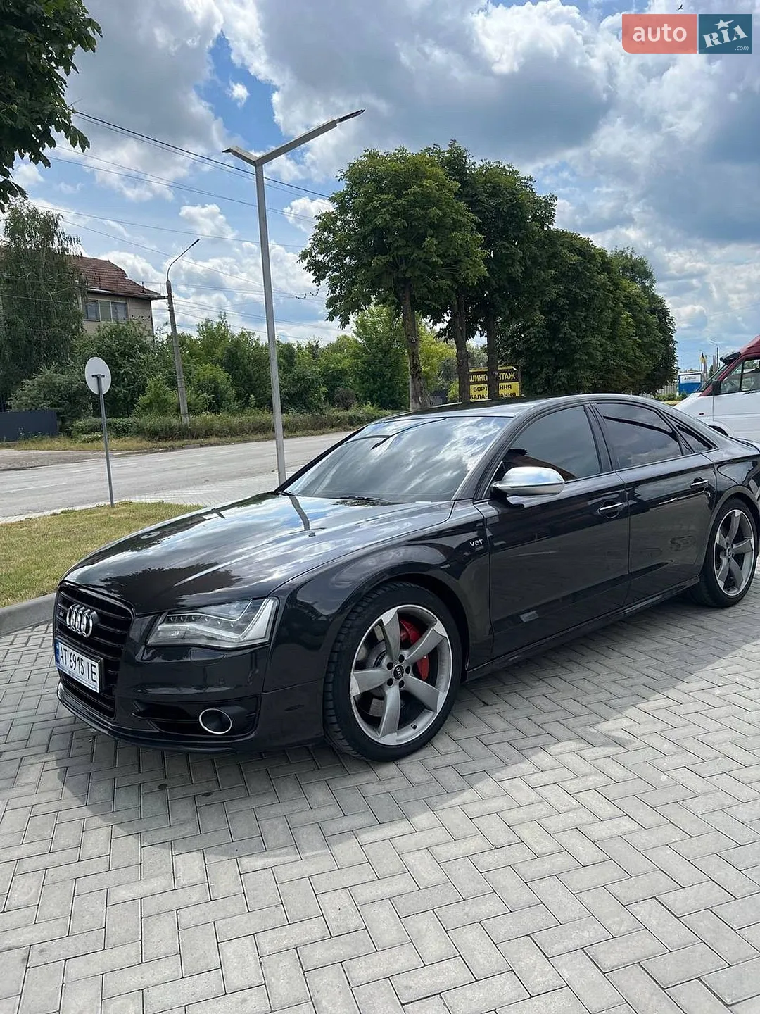 2013 Audi S8 - мініатюра 2