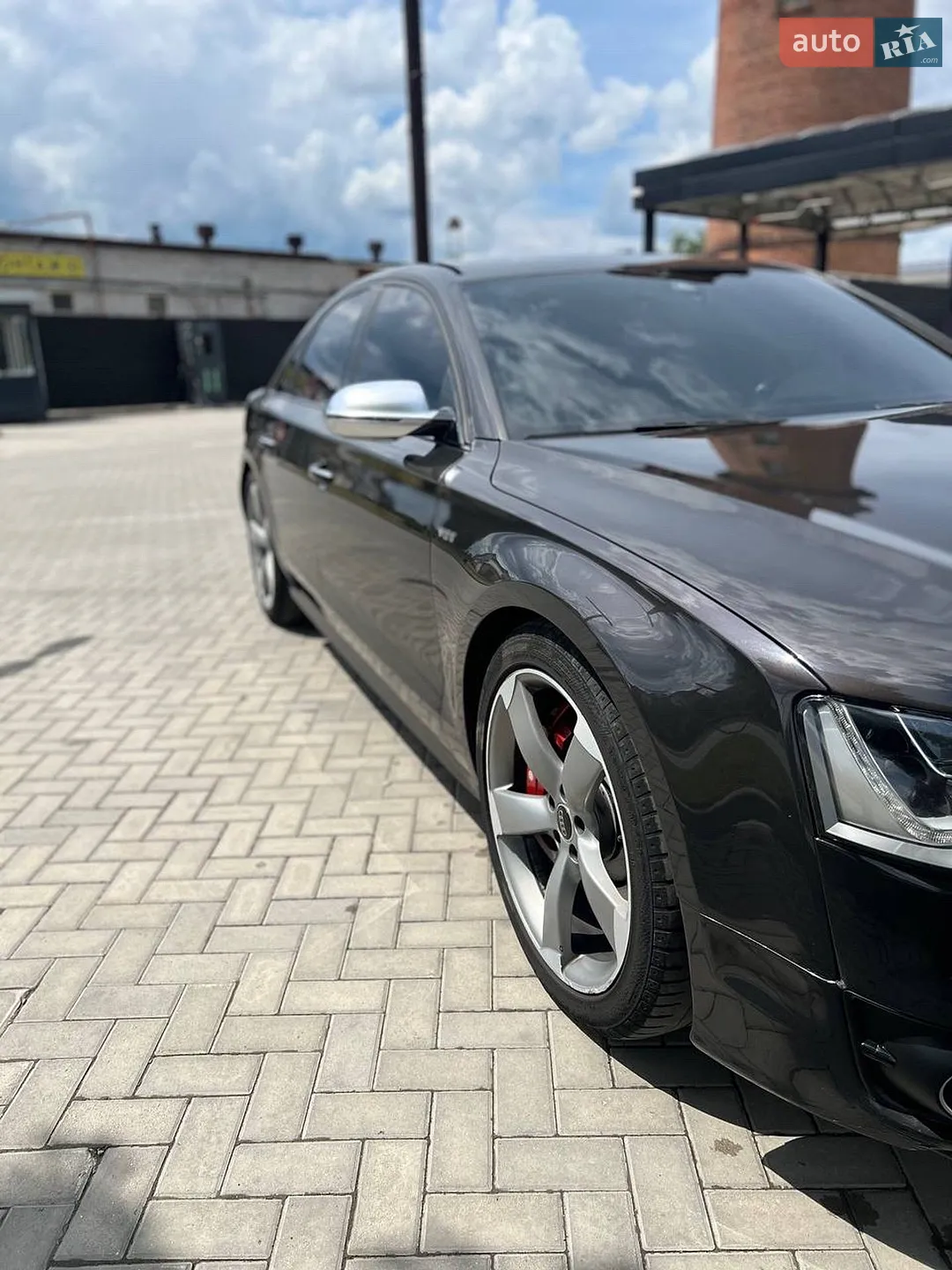 2013 Audi S8 - мініатюра 16