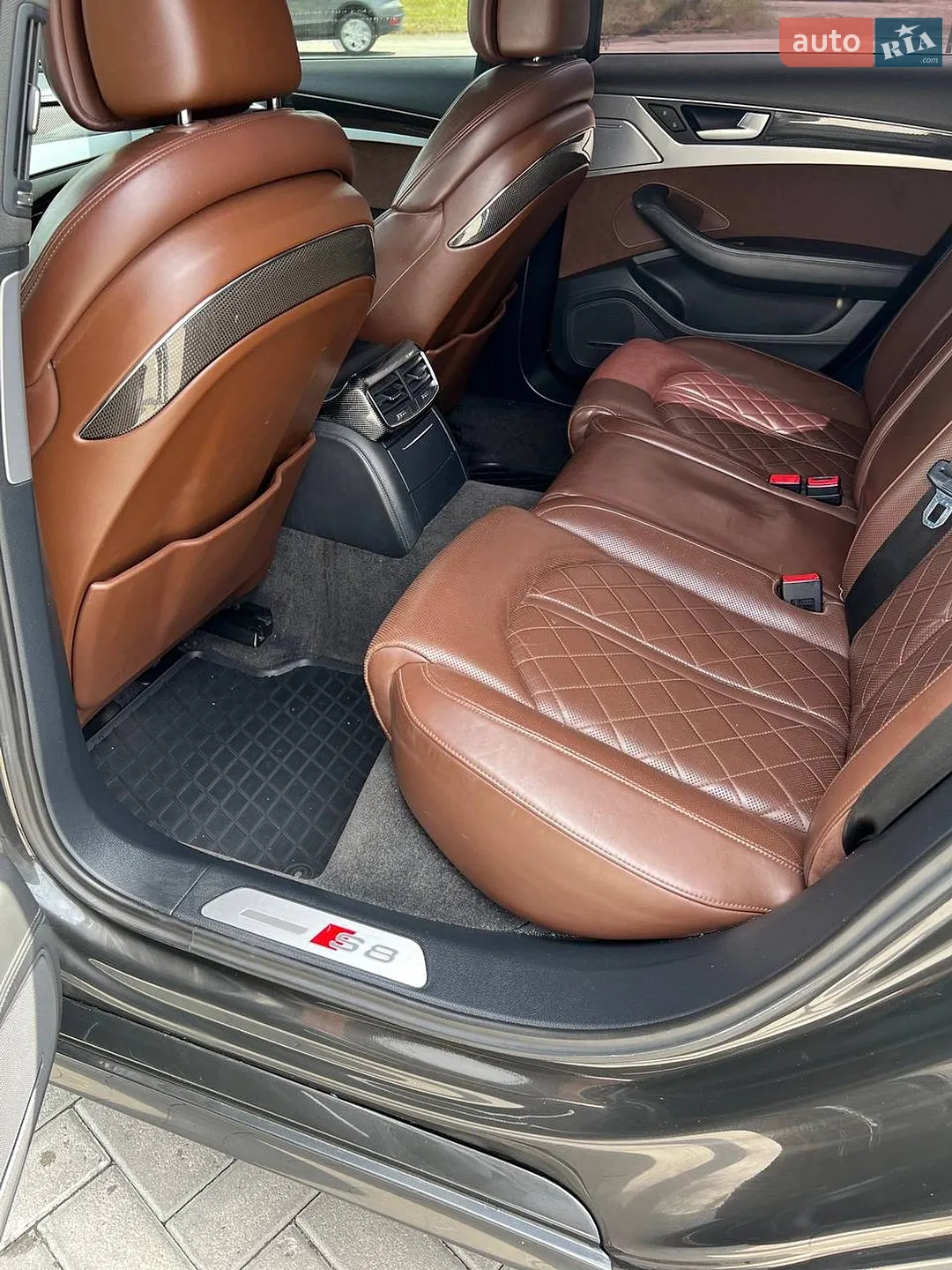 2013 Audi S8 - мініатюра 25
