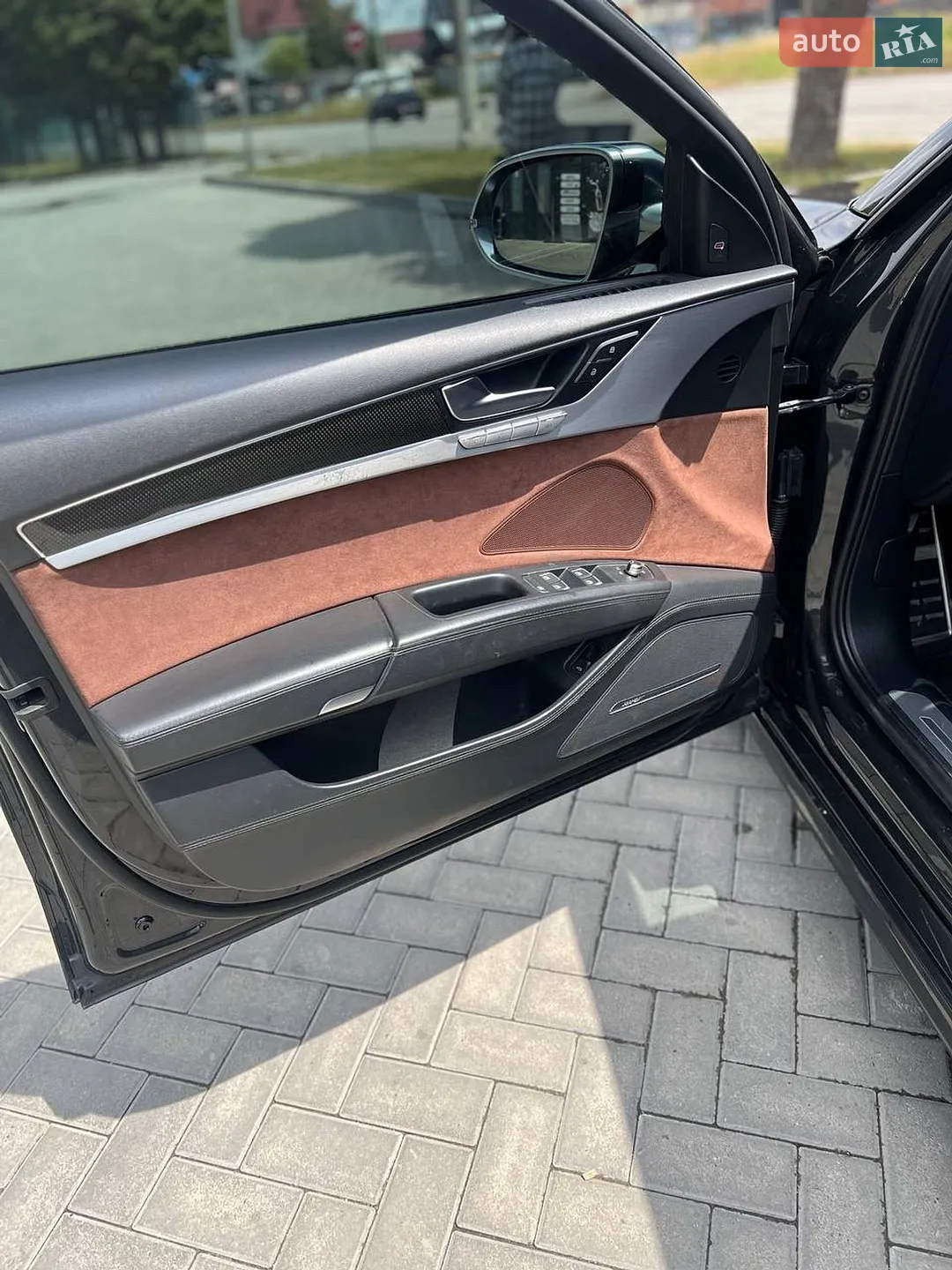 2013 Audi S8 - мініатюра 34