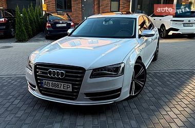 Седан Audi S8 2014 в Вінниці