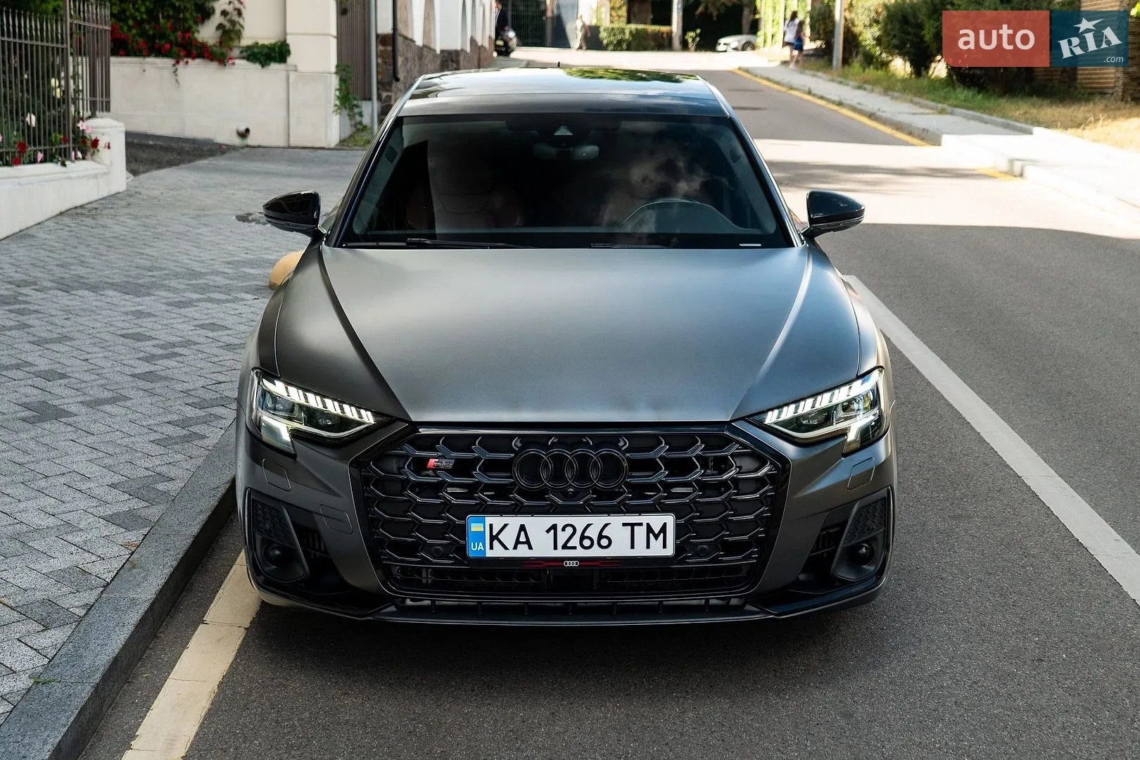 2023 Audi S8 - мініатюра 6