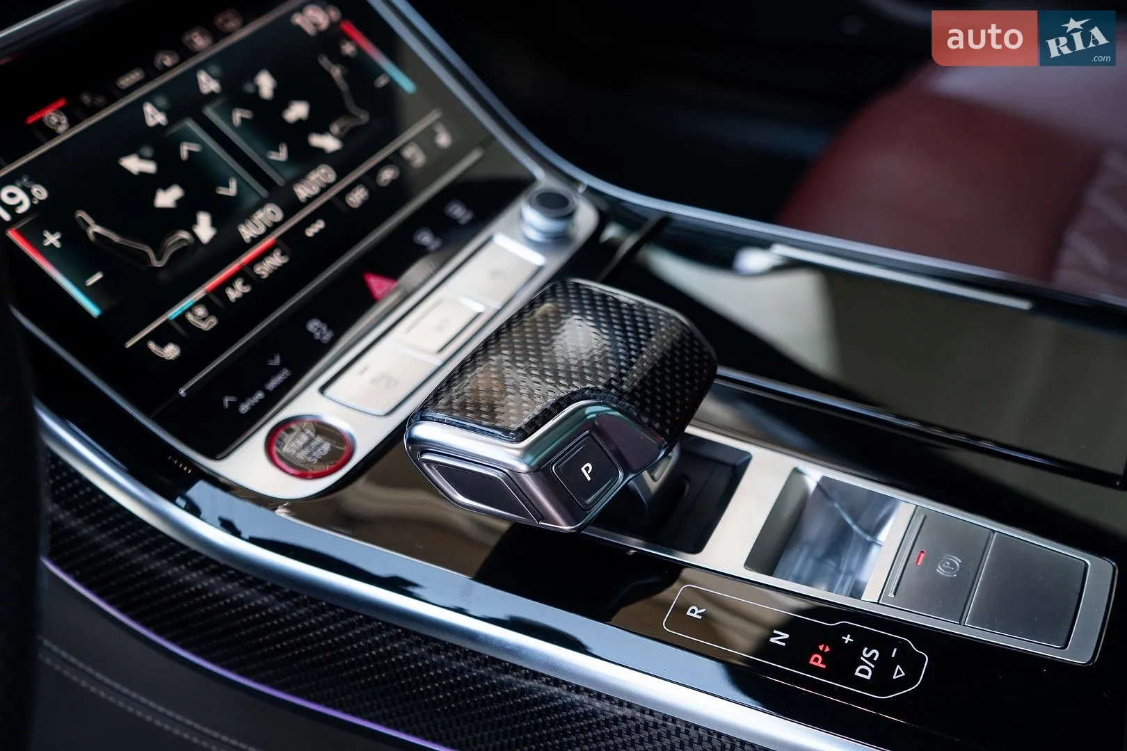 2023 Audi S8 - мініатюра 35