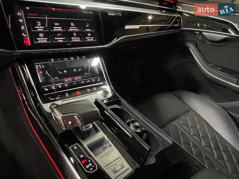 Седан Audi S8 2023 в Тернополе фото 32 Седан Audi S8 2023 в Тернополе