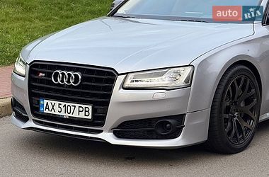 Седан Audi S8 2015 в Києві