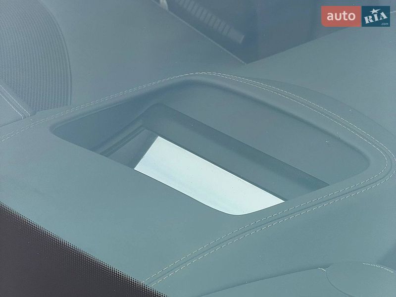 Седан Audi S8 2015 в Києві
